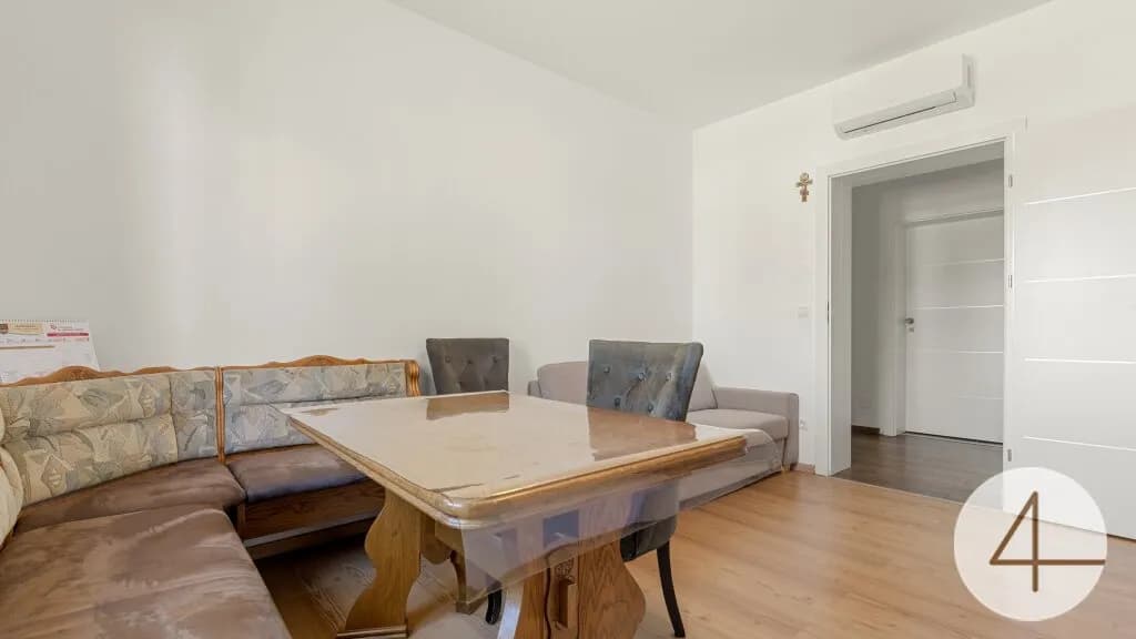 8-Zimmer-Gewerbeimmobilie kaufen in Gänserndorf – 208,33 m², € 619.000 – Bild 16 von 26