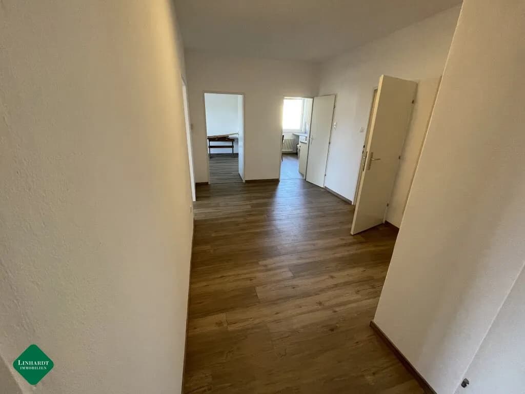 3-Zimmer-Wohnung kaufen in Krems an der Donau – 94 m², € 199.000 – Bild 3 von 8
