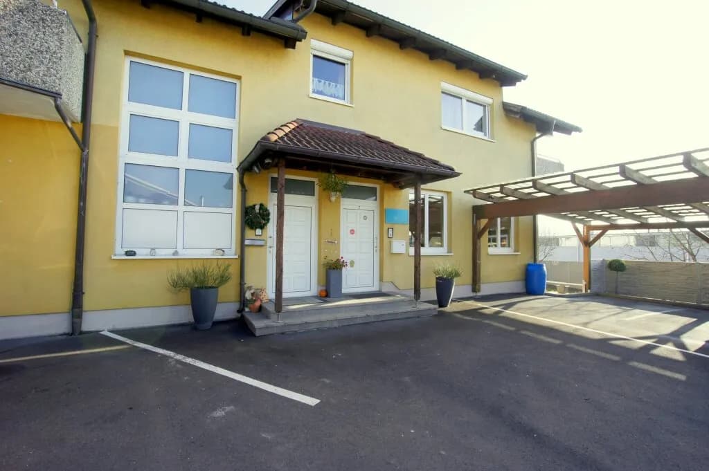 Gewerbeimmobilie mieten in Freistadt – 90 m²