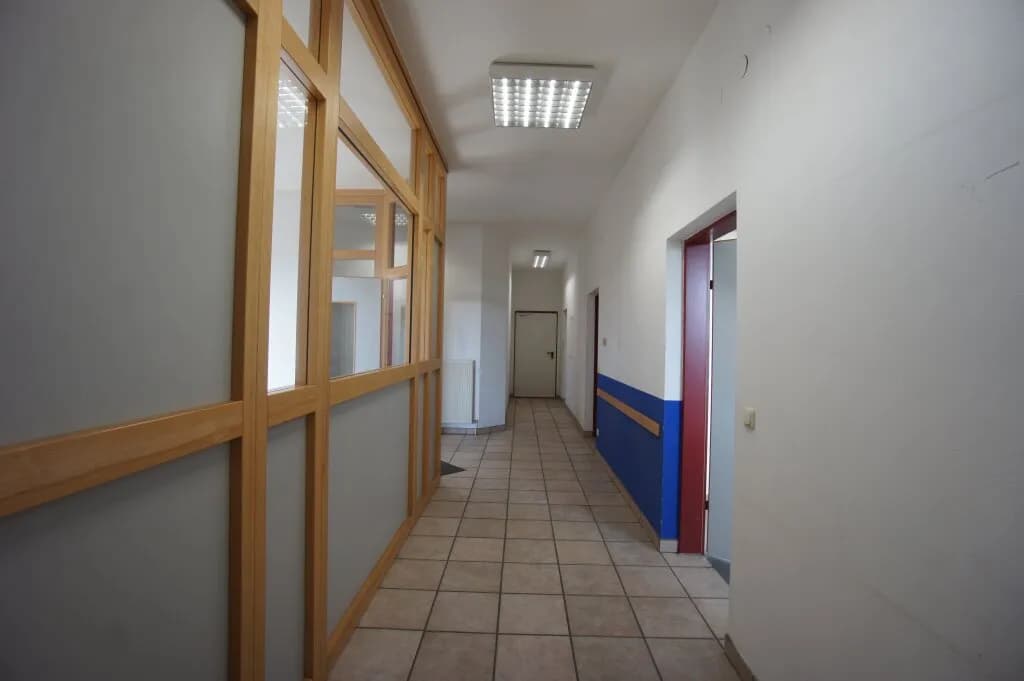 Gewerbeimmobilie mieten in Freistadt – 90 m² – Bild 4 von 8