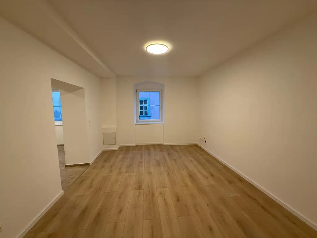 2-Zimmer-Wohnung mieten in Bruck an der Leitha – 45 m², € 850 – Bild 2 von 8
