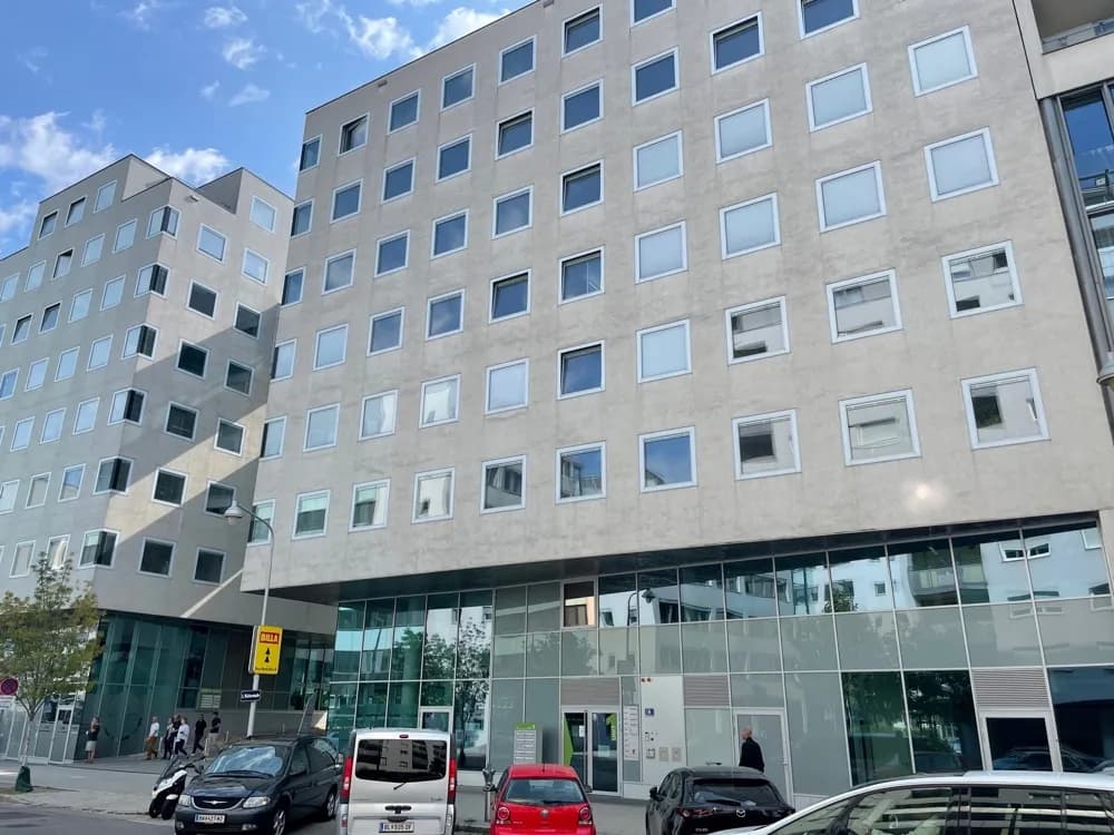 Gewerbeimmobilie mieten in Wien – 719 m², € 15