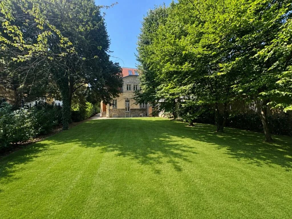 11-Zimmer-Immobilie kaufen in Wien – 700 m², € 8.900.000 – Bild 1 von 32