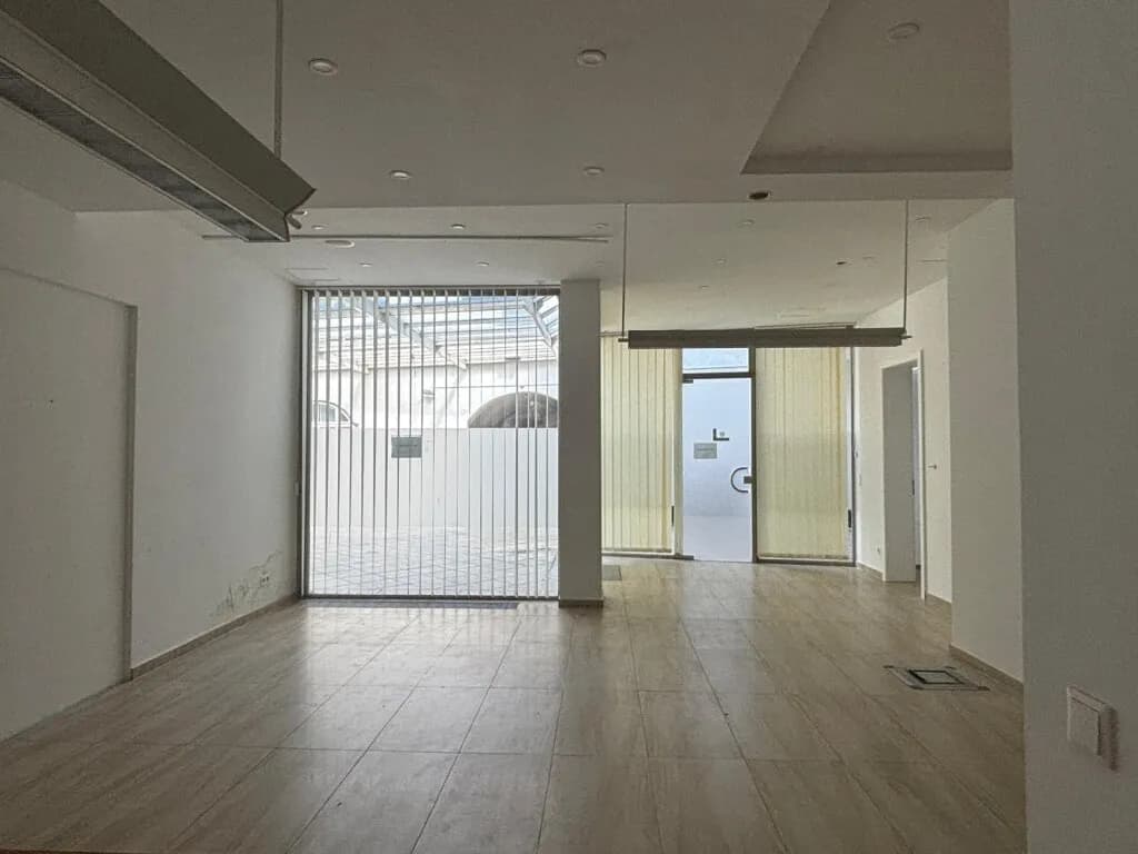 6-Zimmer-Gewerbeimmobilie mieten in Tulln – 188 m², € 1.316 – Bild 7 von 25