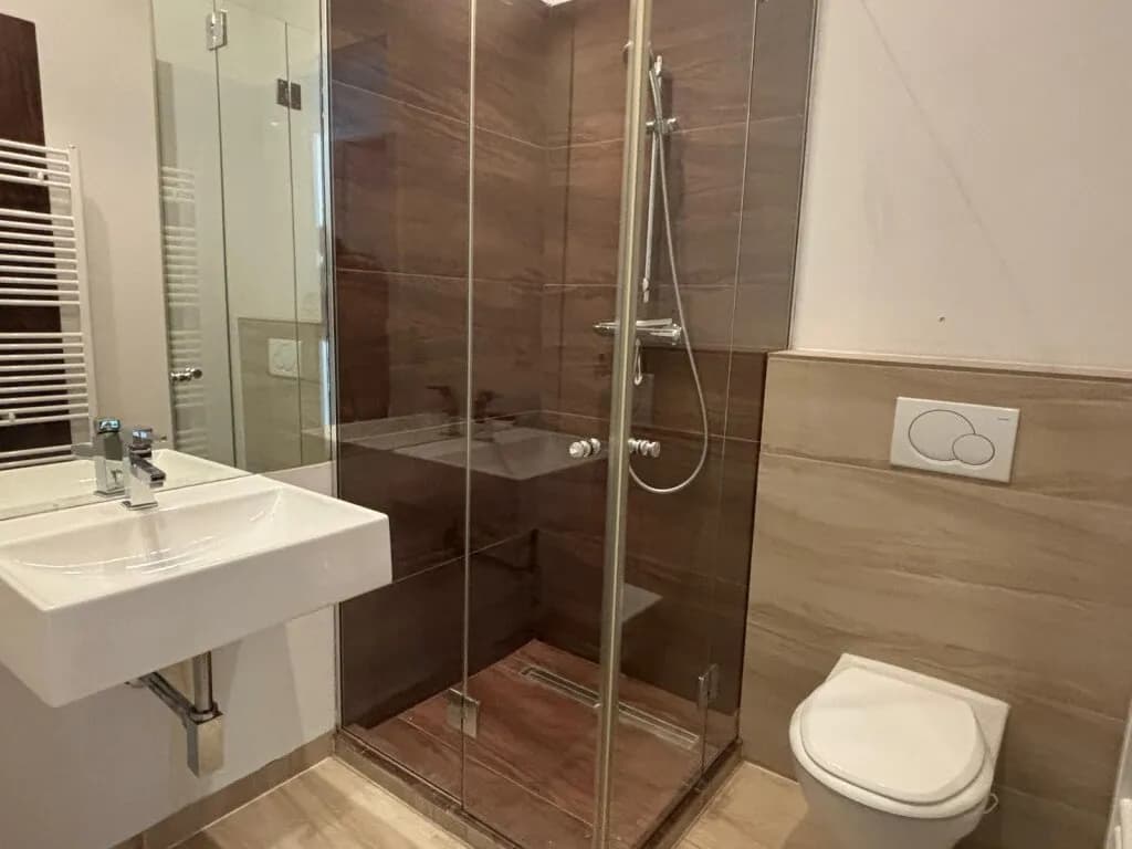 6-Zimmer-Gewerbeimmobilie mieten in Tulln – 188 m², € 1.316 – Bild 12 von 25