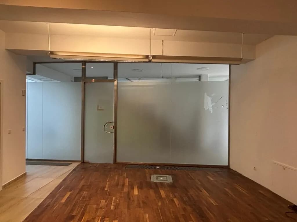 6-Zimmer-Gewerbeimmobilie mieten in Tulln – 188 m², € 1.316 – Bild 14 von 25