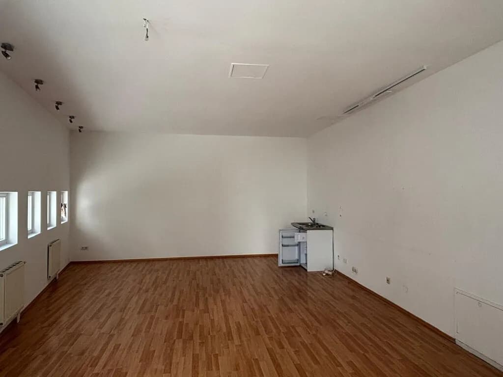 6-Zimmer-Gewerbeimmobilie mieten in Tulln – 188 m², € 1.316 – Bild 19 von 25