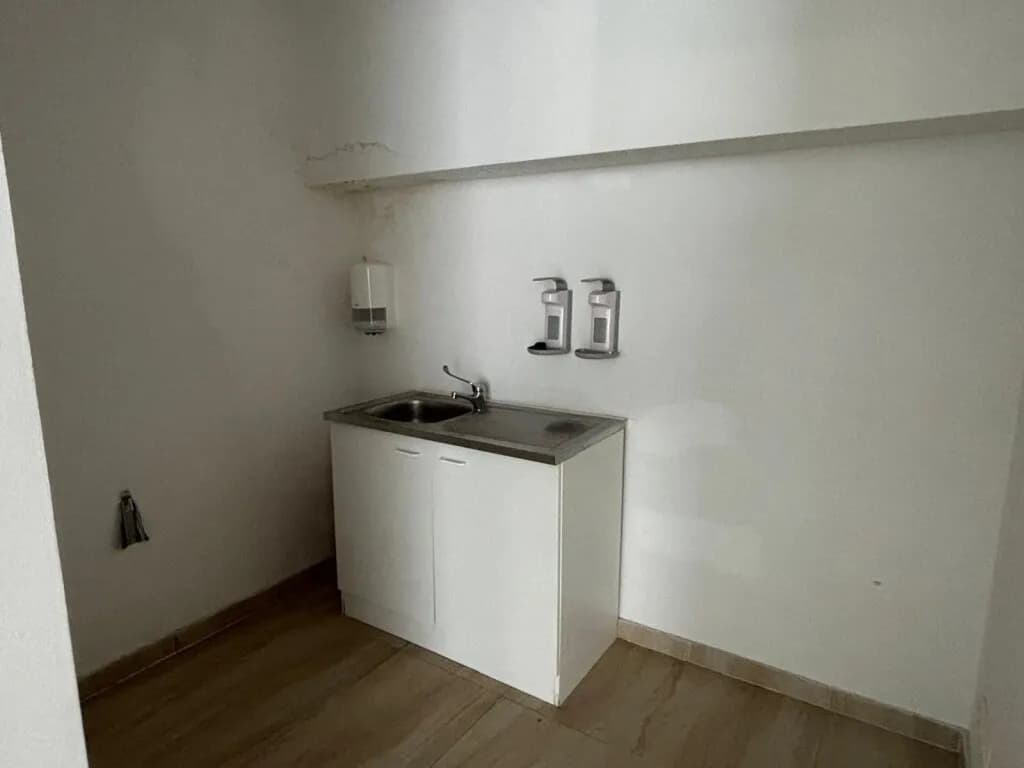 6-Zimmer-Gewerbeimmobilie mieten in Tulln – 188 m², € 1.316 – Bild 22 von 25