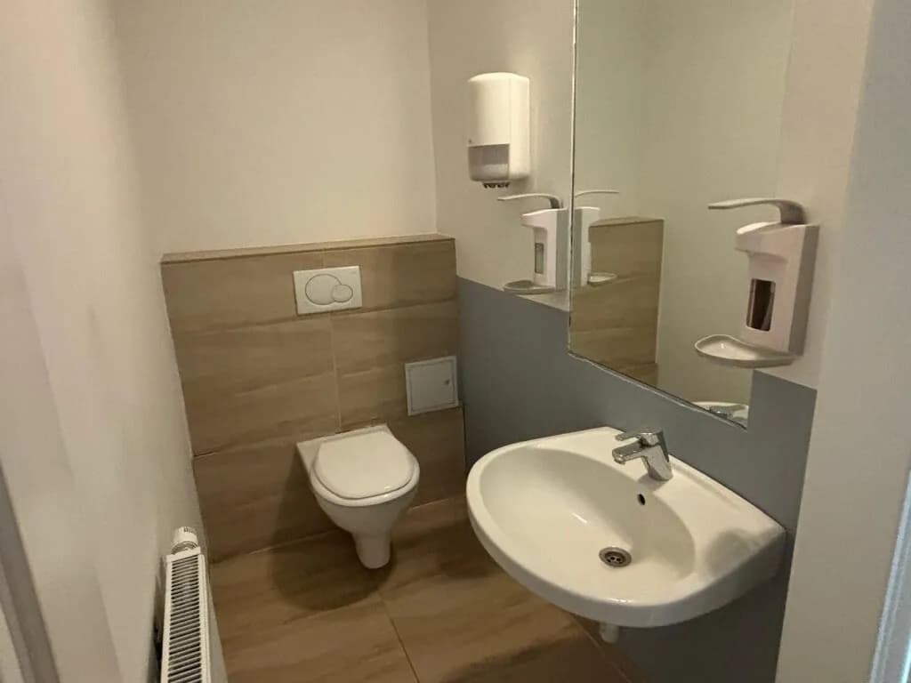 6-Zimmer-Gewerbeimmobilie mieten in Tulln – 188 m², € 1.316 – Bild 23 von 25