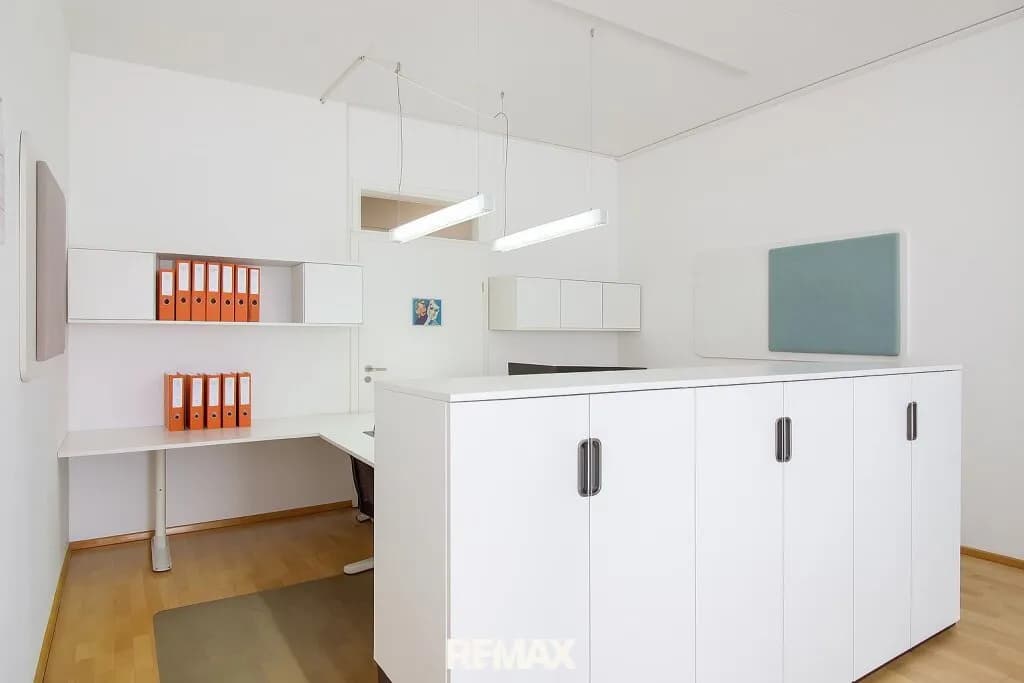 Gewerbeimmobilie mieten in Freistadt – 221 m², € 1.870 – Bild 8 von 11