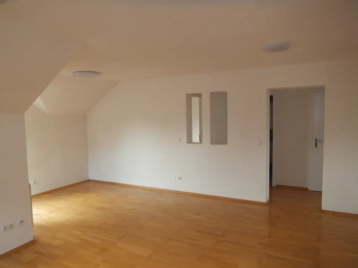 3-Zimmer-Wohnung mieten in Graz – 74 m², € 950 – Bild 2 von 25