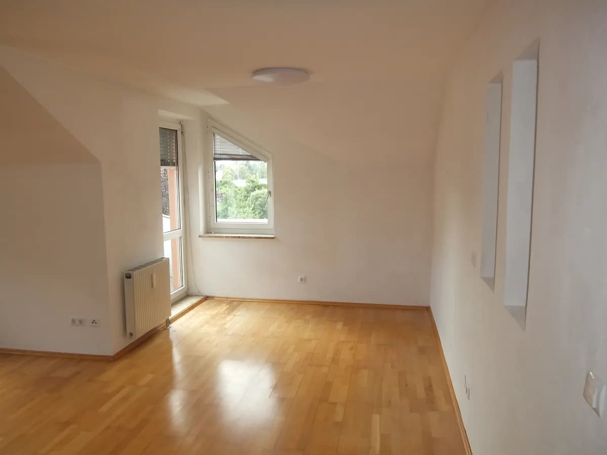 3-Zimmer-Wohnung mieten in Graz – 74 m², € 950 – Bild 3 von 25