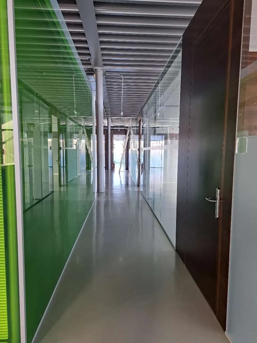 Gewerbeimmobilie mieten in Vöcklabruck – 4 437 m², € 20.000 – Bild 4 von 4