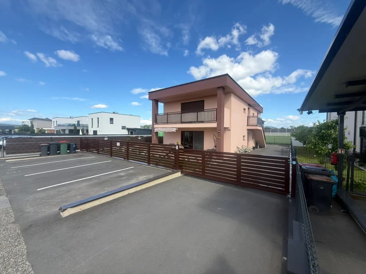 8-Zimmer-Gewerbeimmobilie kaufen in Graz-Umgebung – 220 m², € 1.000.000 – Bild 3 von 10
