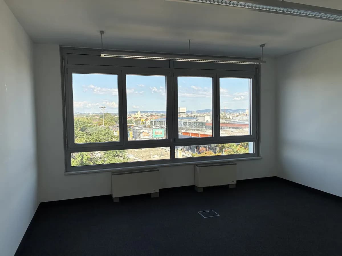 Gewerbeimmobilie mieten in Bruck an der Leitha – 424 m², € 6.429 – Bild 4 von 10