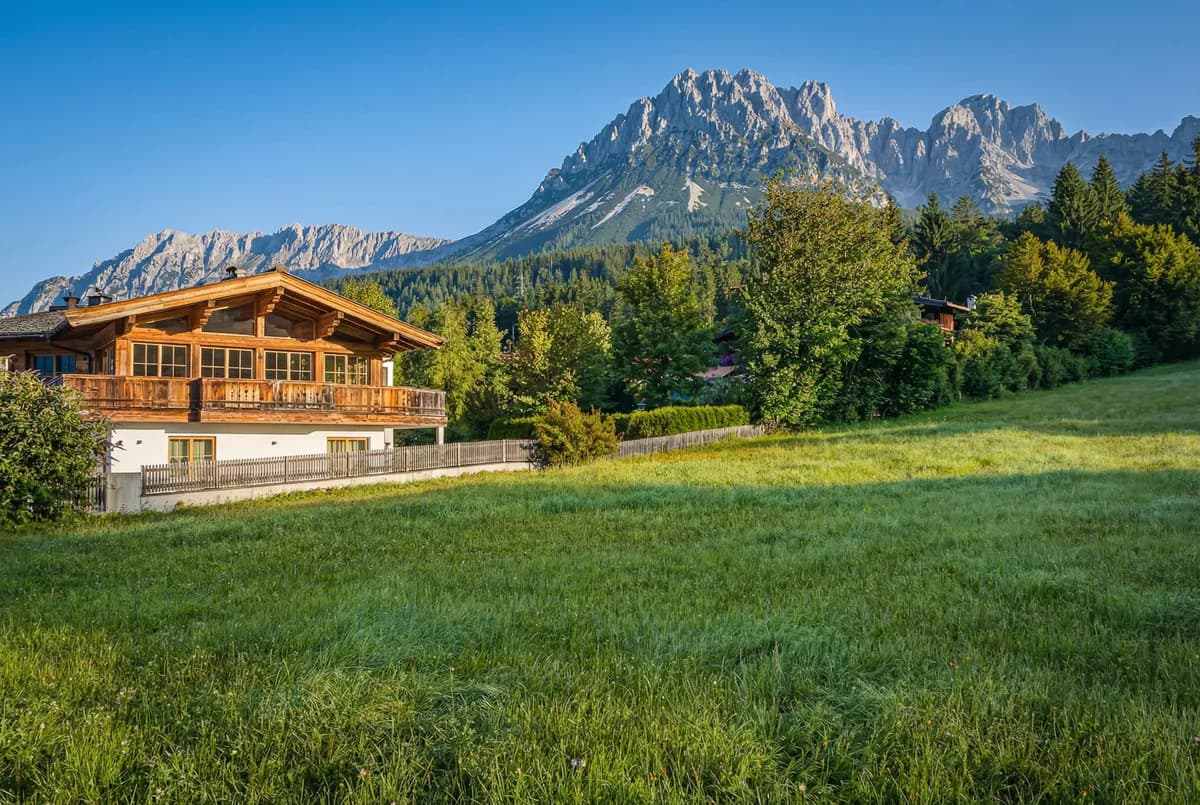6-Zimmer-Haus mieten in Kufstein – 314 m², € 8.500