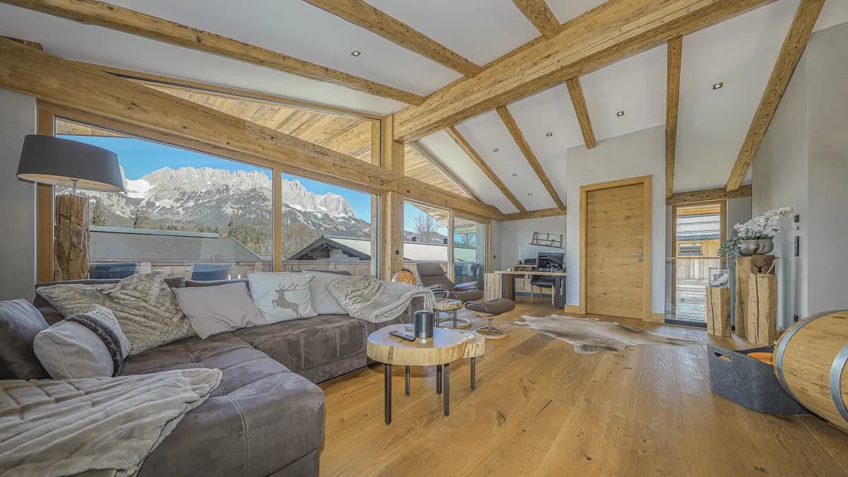 6-Zimmer-Immobilie kaufen in Kitzbühel – 352 m², € 4.900.000 – Bild 2 von 25