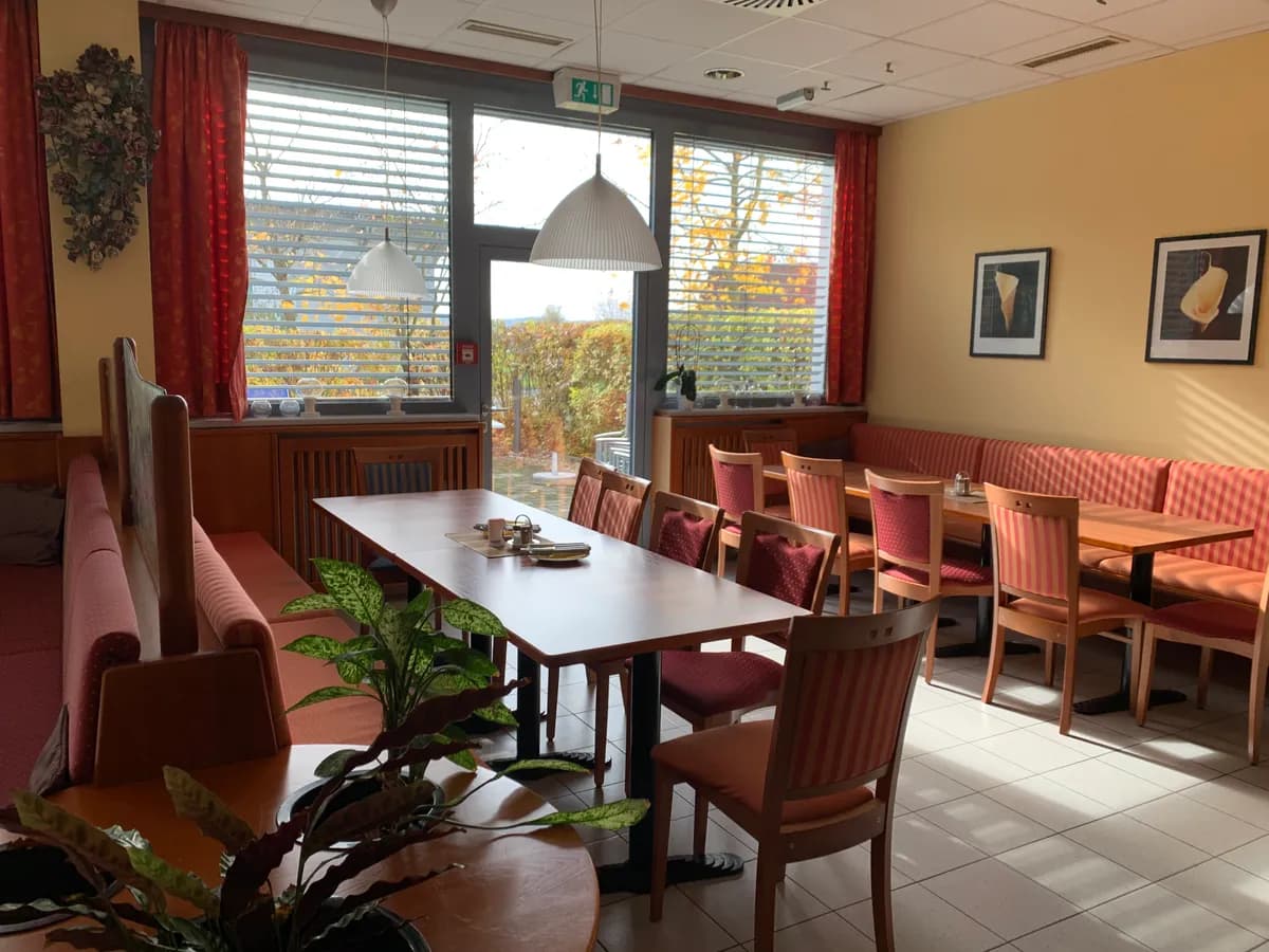 Gewerbeimmobilie mieten in Güssing – 233 m² – Bild 2 von 12