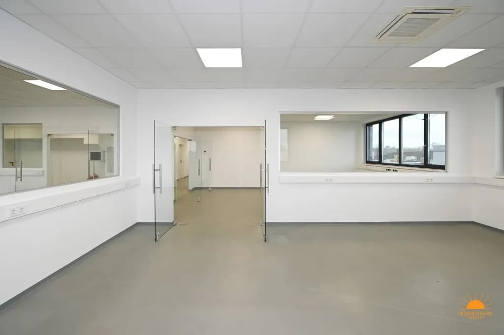 5-Zimmer-Gewerbeimmobilie mieten in Baden – 278 m², € 3.000 – Bild 6 von 18