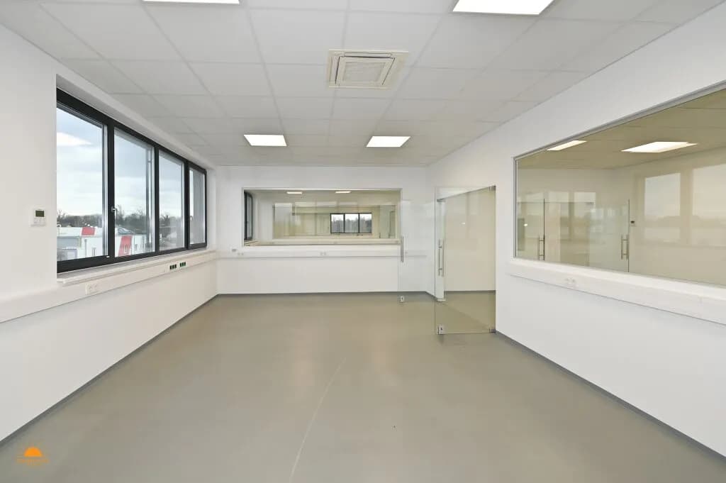 5-Zimmer-Gewerbeimmobilie mieten in Baden – 278 m², € 3.000 – Bild 7 von 18