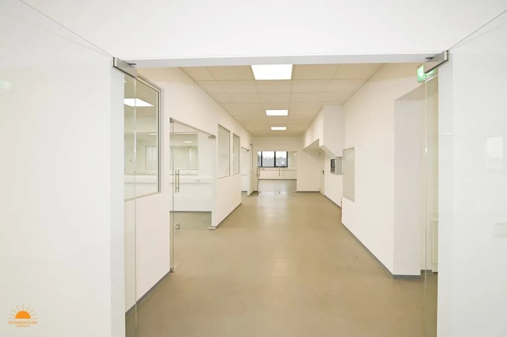 5-Zimmer-Gewerbeimmobilie mieten in Baden – 278 m², € 3.000 – Bild 8 von 18