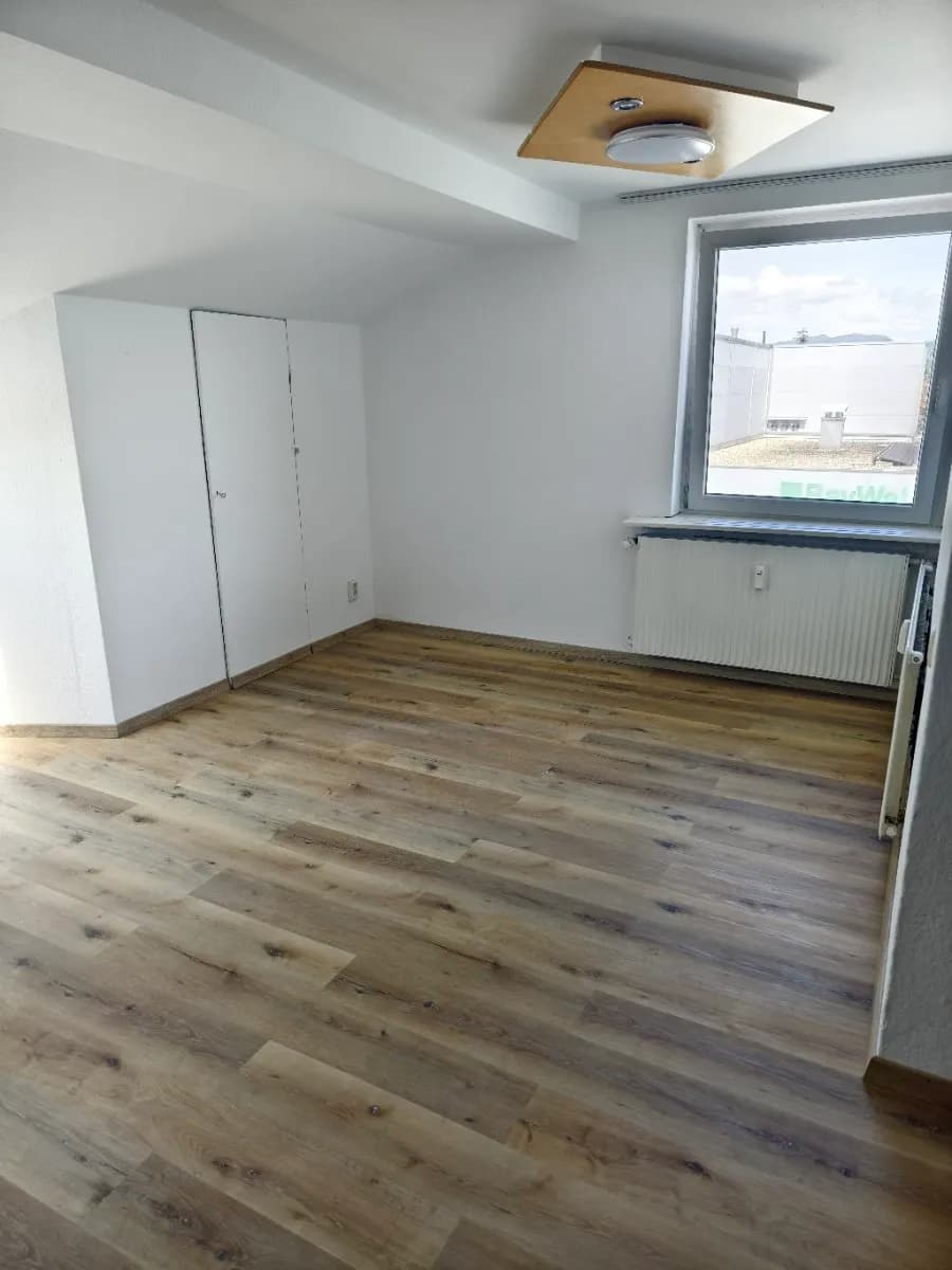 4-Zimmer-Wohnung mieten in Dornbirn – 120 m², € 1.200 – Bild 8 von 9