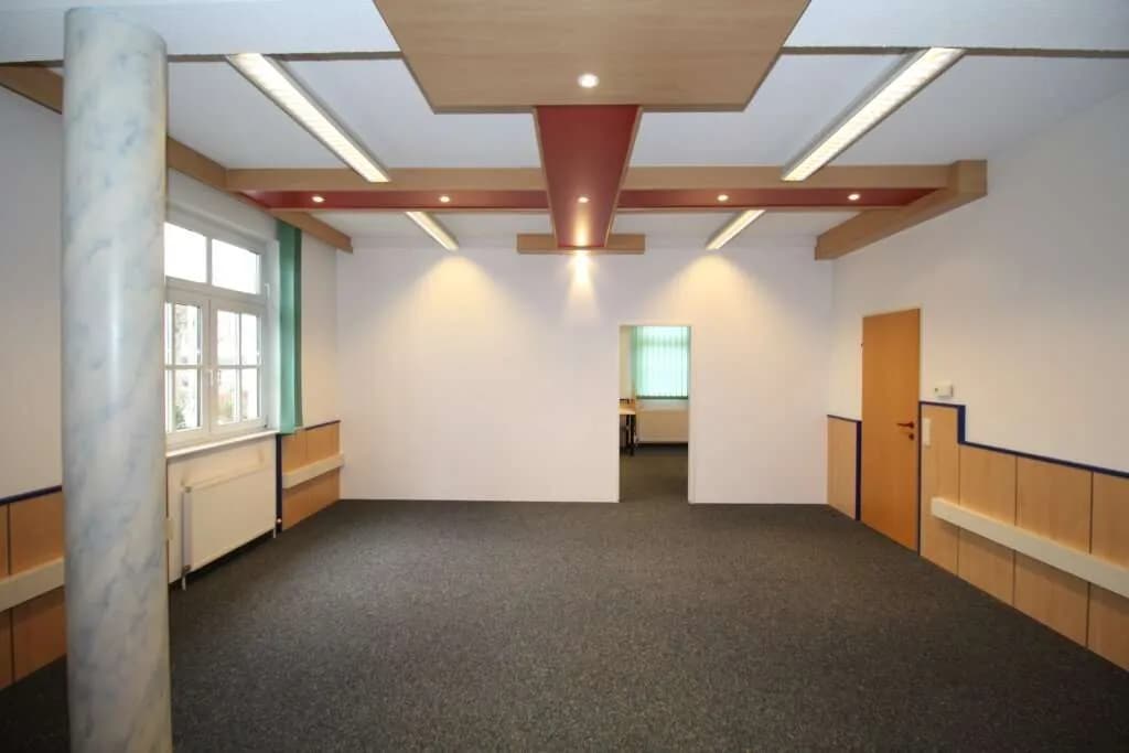 3-Zimmer-Gewerbeimmobilie mieten in Freistadt – 103 m², € 975 – Bild 2 von 11