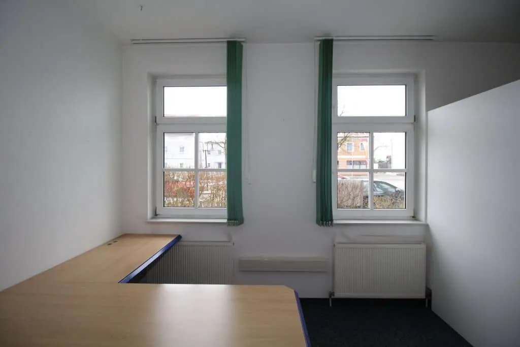 3-Zimmer-Gewerbeimmobilie mieten in Freistadt – 103 m², € 975 – Bild 8 von 11