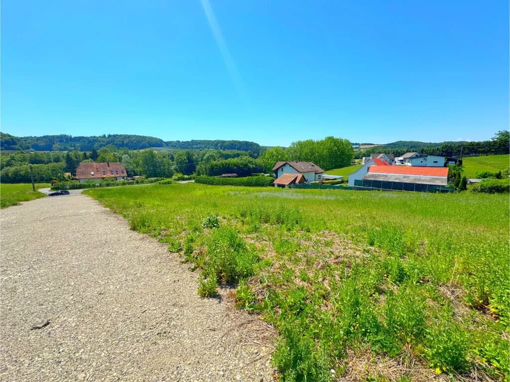 Grundstück kaufen in Weiz – 3 732 m², € 317.220