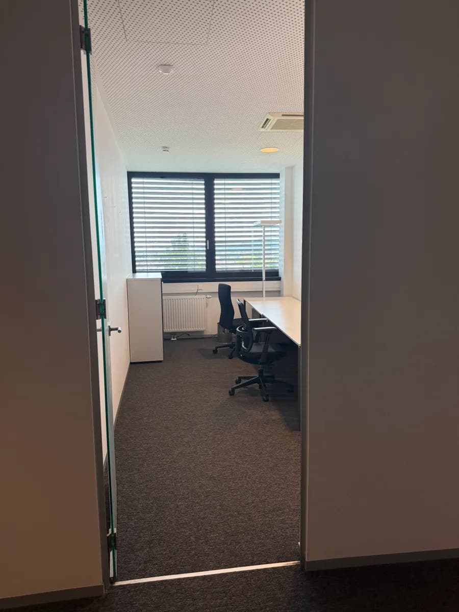 4-Zimmer-Gewerbeimmobilie mieten in Graz – 110 m², € 2.420 – Bild 3 von 5
