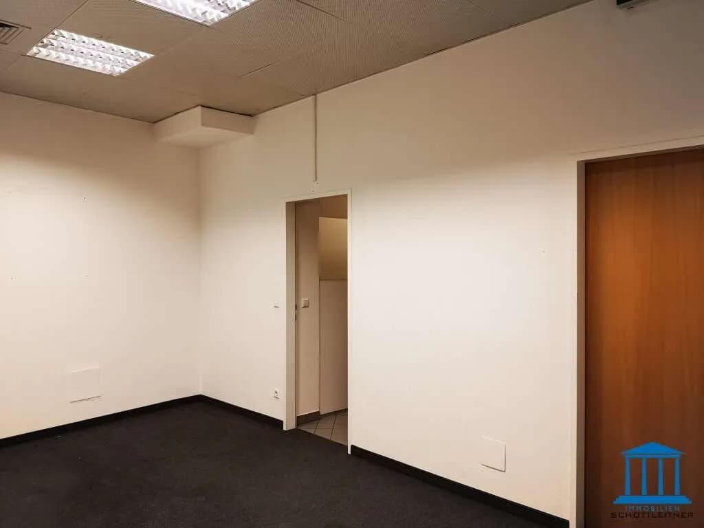 Gewerbeimmobilie mieten in Wiener Neustadt – 49 m², € 302 – Bild 2 von 11