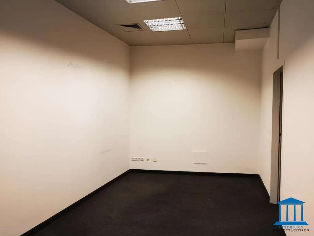 Gewerbeimmobilie mieten in Wiener Neustadt – 49 m², € 302 – Bild 3 von 11