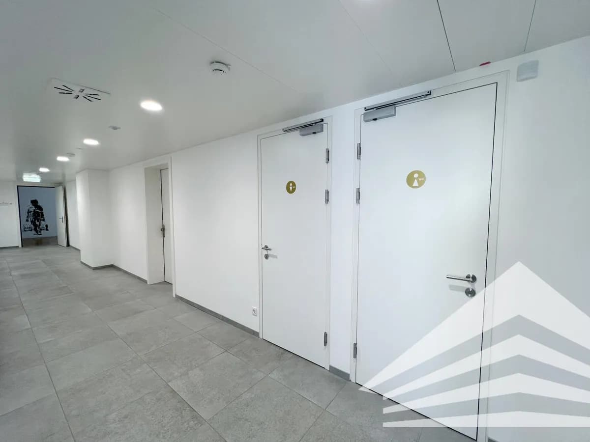 4-Zimmer-Gewerbeimmobilie mieten in Linz – 245 m², € 5.819 – Bild 8 von 11