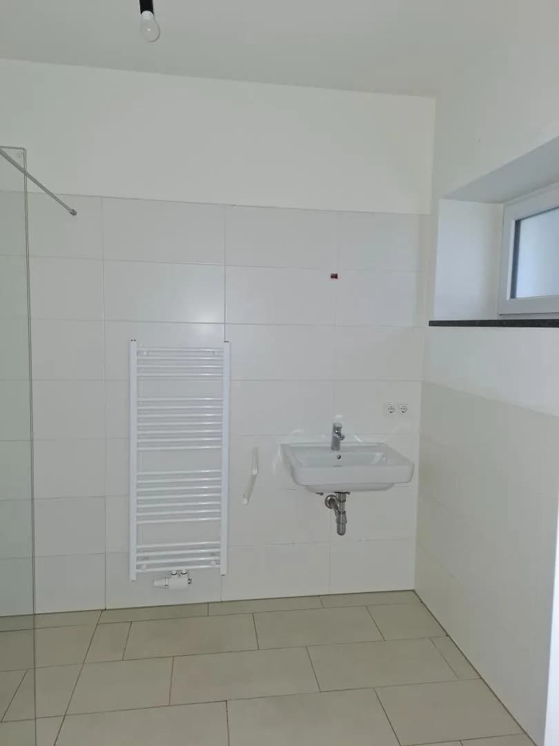 2-Zimmer-Wohnung mieten in Wels – 60,83 m², € 930 – Bild 9 von 11