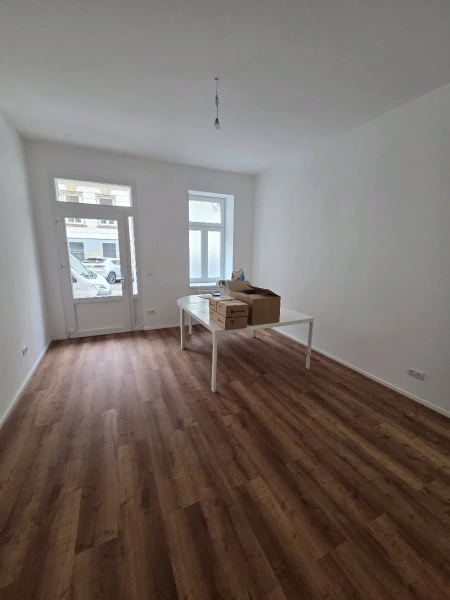 2-Zimmer-Gewerbeimmobilie mieten in Wien – 50 m², € 828 – Bild 2 von 9