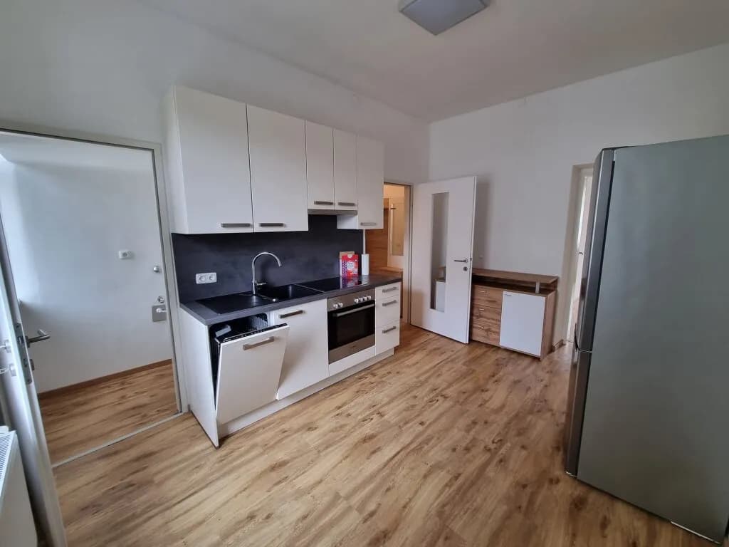 2-Zimmer-Wohnung mieten in Linz – 51,85 m², € 719 – Bild 2 von 11