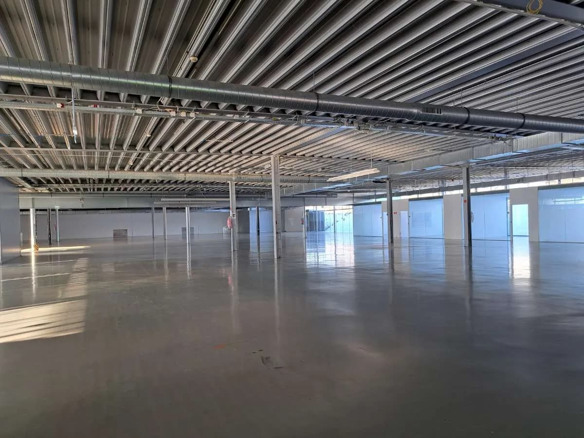 Gewerbeimmobilie kaufen in Vöcklabruck – 4 437 m², € 3.980.000