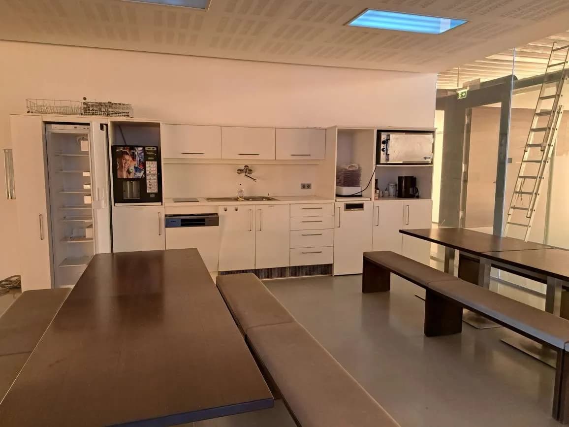 Gewerbeimmobilie kaufen in Vöcklabruck – 4 437 m², € 3.980.000 – Bild 4 von 4