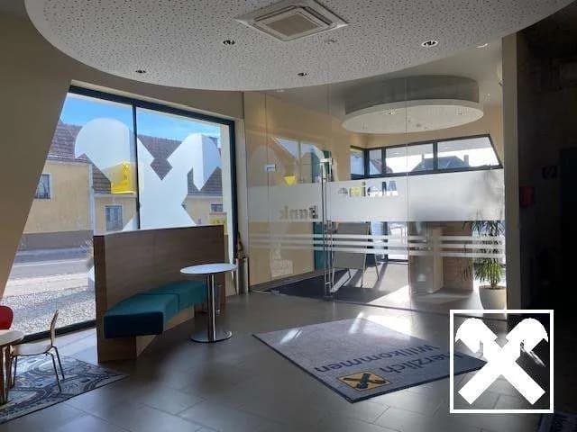 8-Zimmer-Gewerbeimmobilie kaufen in Wiener Neustadt Land – 228 m², € 850.000 – Bild 3 von 19