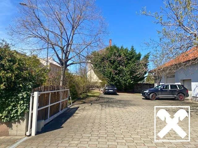 Immobilie kaufen in Wiener Neustadt – 435 m², € 890.000 – Bild 2 von 23