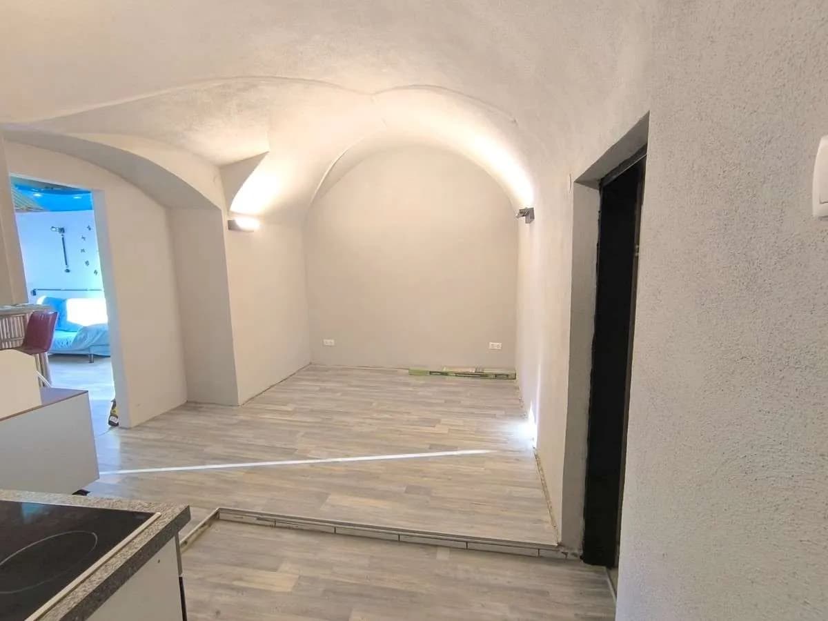 Gewerbeimmobilie mieten in Innsbruck – 50 m², € 1.500 – Bild 4 von 6
