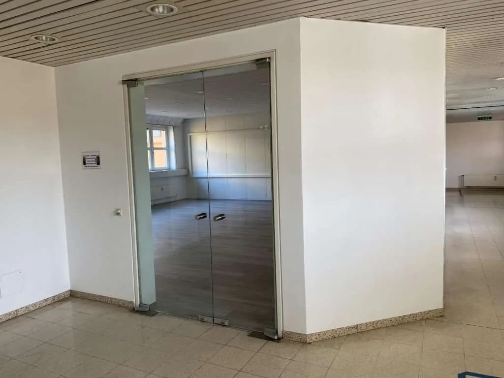 2-Zimmer-Gewerbeimmobilie mieten in Linz – 92 m², € 1.334 – Bild 3 von 8