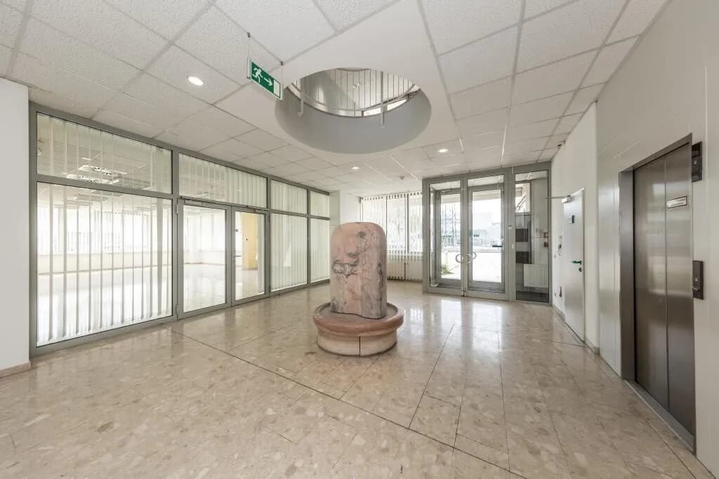 Gewerbeimmobilie mieten in Wien – 53 m², € 931 – Bild 4 von 8