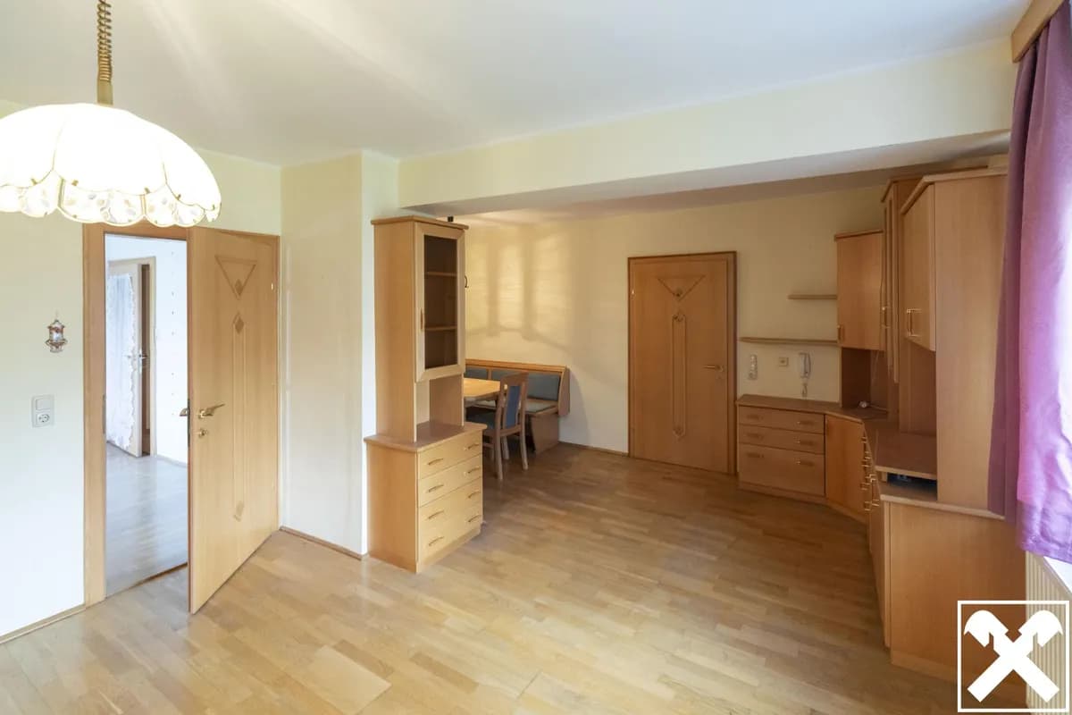 6-Zimmer-Haus kaufen in Vöcklabruck – 190 m², € 329.000 – Bild 6 von 16