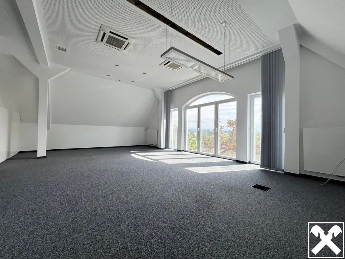 3-Zimmer-Gewerbeimmobilie mieten in Wels – 163 m², € 1.957 – Bild 2 von 10