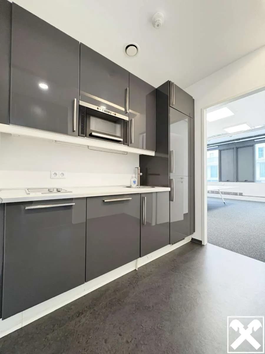 6-Zimmer-Gewerbeimmobilie kaufen in Wels – 195 m², € 506.200 – Bild 7 von 10