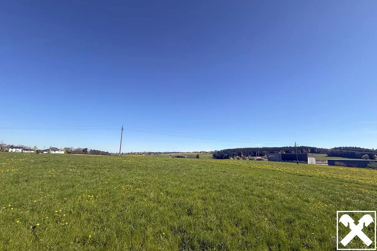 Immobilie kaufen in Vöcklabruck – 20 890 m², € 2.715.700 – Bild 3 von 6