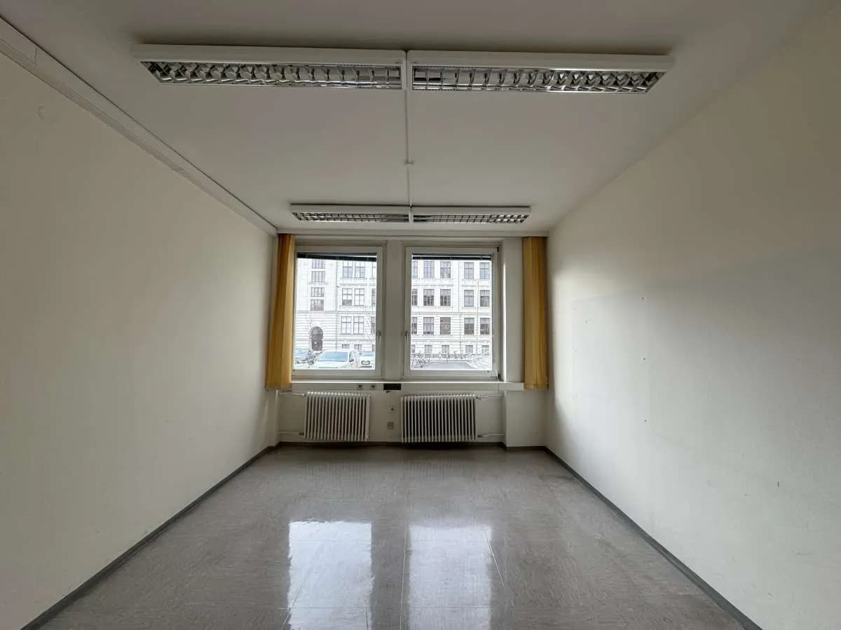 7-Zimmer-Gewerbeimmobilie mieten in Leoben – 245 m², € 2.034 – Bild 8 von 16
