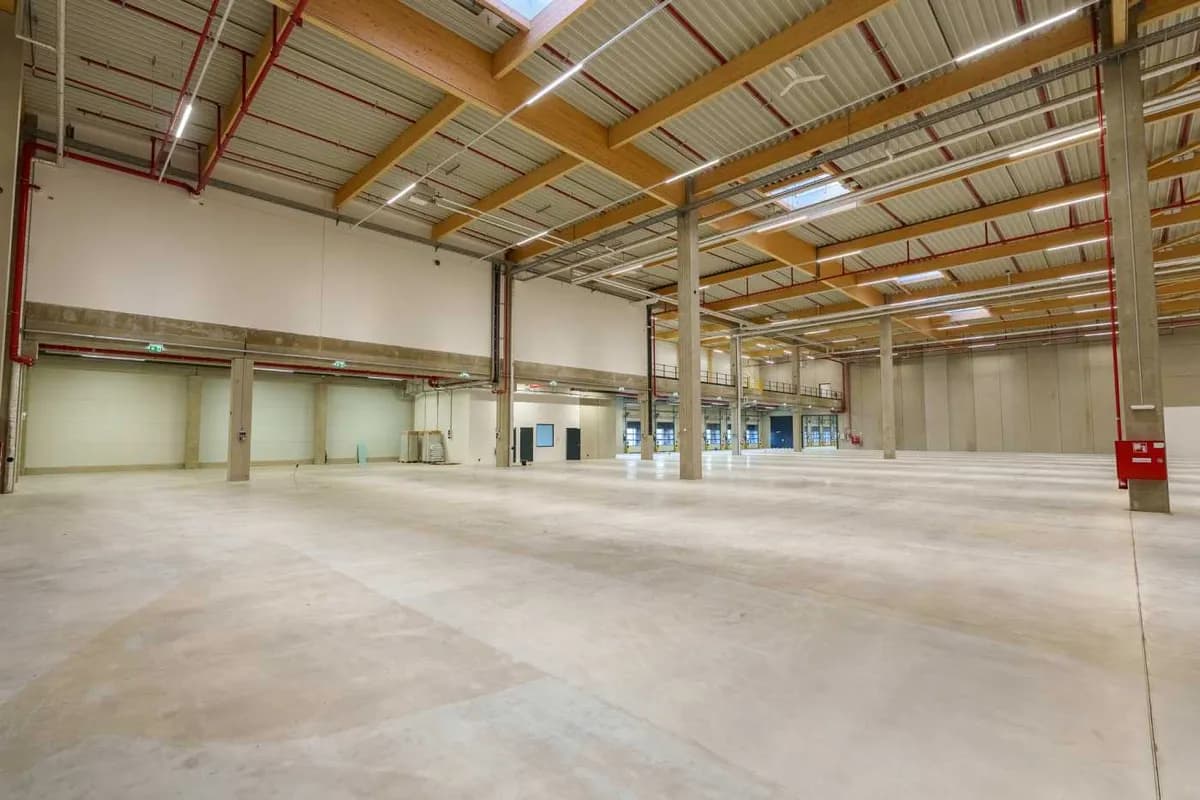Gewerbeimmobilie mieten in Bruck an der Leitha – 5 411 m², € 7 – Bild 9 von 15