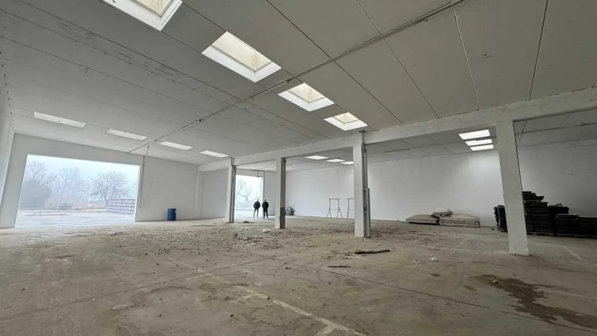 Gewerbeimmobilie mieten in Bruck an der Leitha – 2 000 m² – Bild 13 von 19